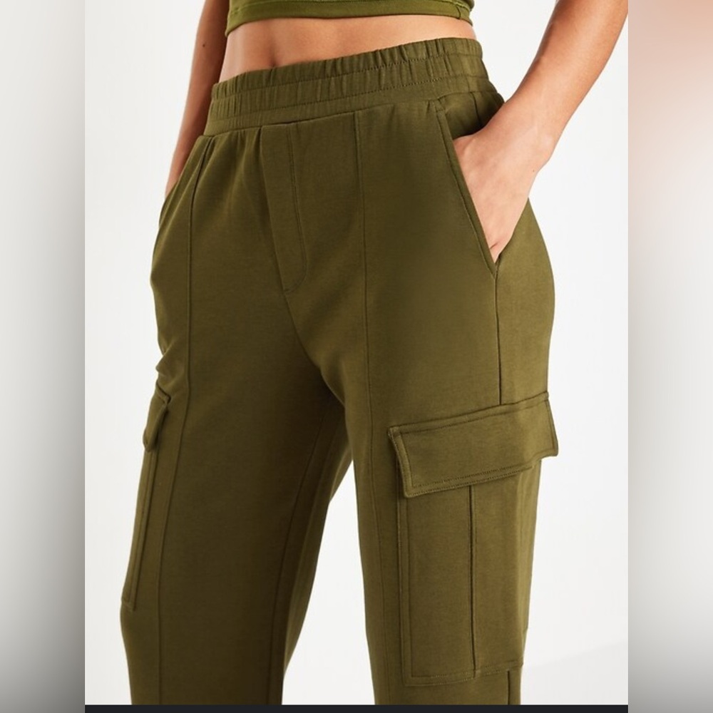 Old Navy Pants bin 4